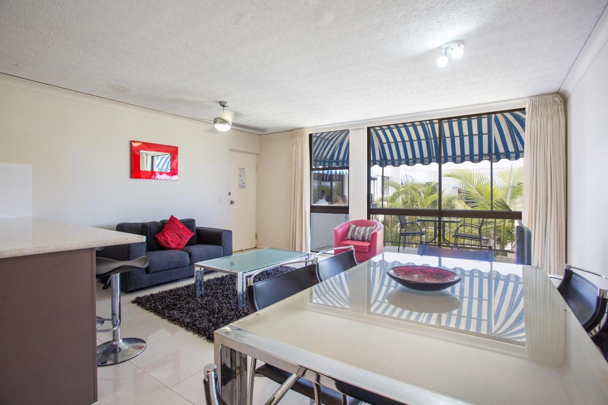 Headland Tropicana Resort Alexandra Headland Bilik gambar