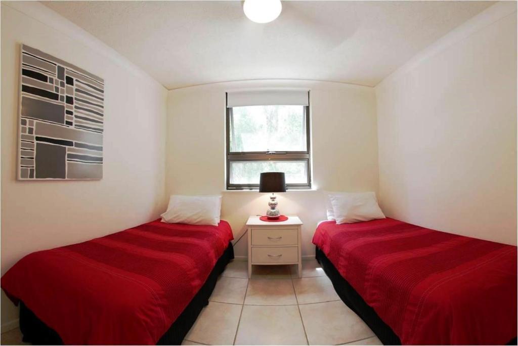 Headland Tropicana Resort Alexandra Headland Luaran gambar