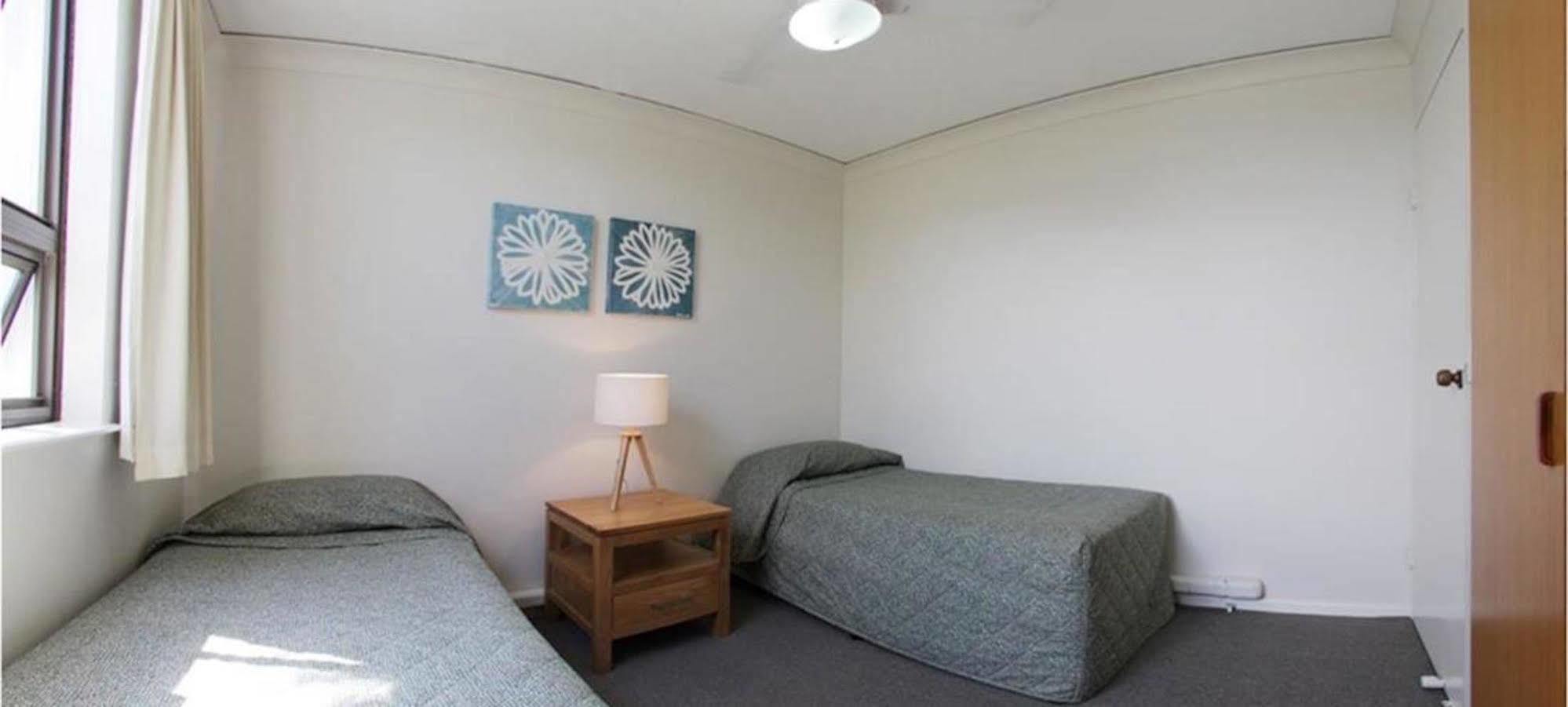 Headland Tropicana Resort Alexandra Headland Luaran gambar